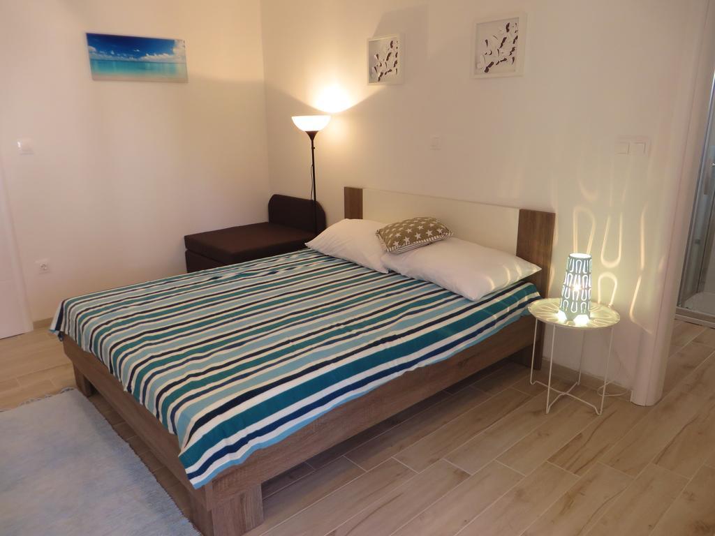 Apartments Karaba Пакоштане Екстер'єр фото