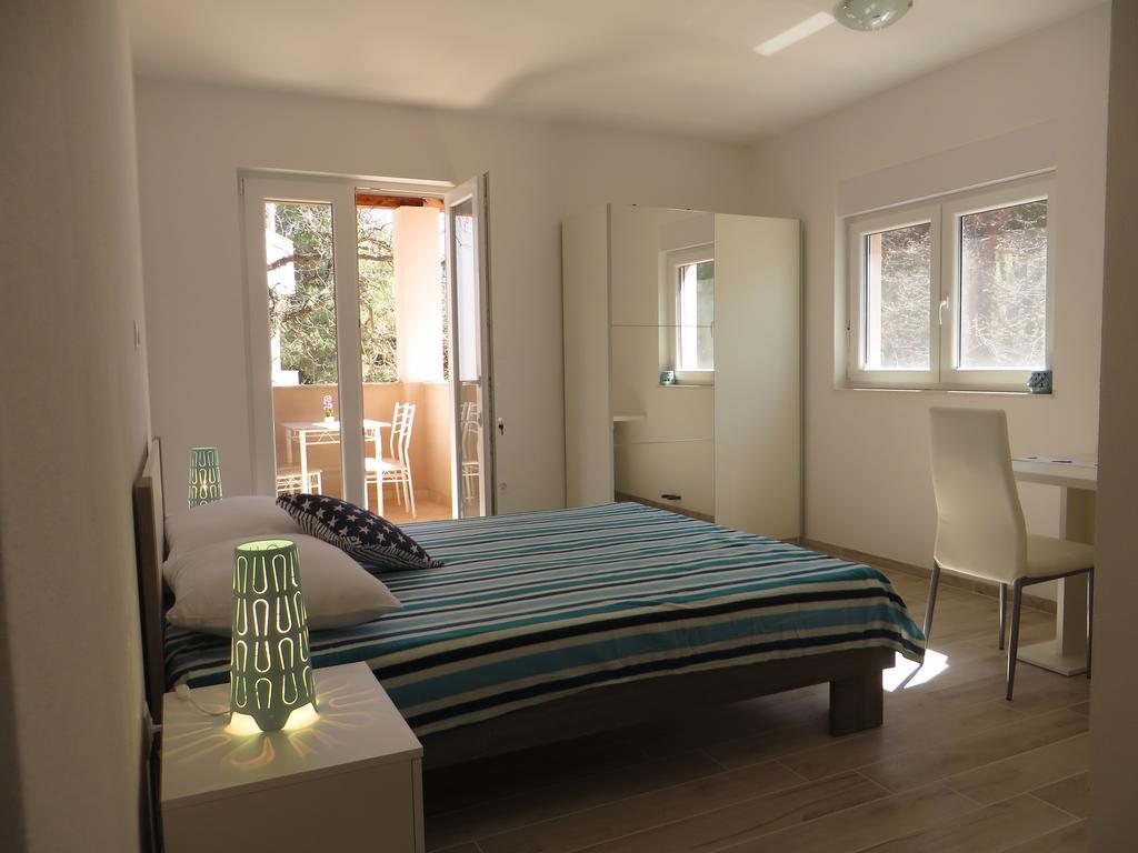 Apartments Karaba Пакоштане Екстер'єр фото