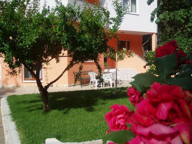 Apartments Karaba Пакоштане Екстер'єр фото
