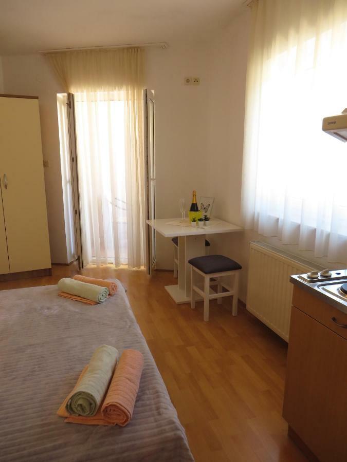 Apartments Karaba Пакоштане Номер фото